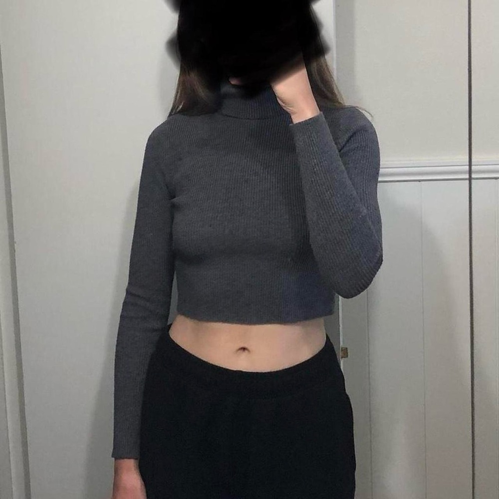 Dark grey cropped turtleneck